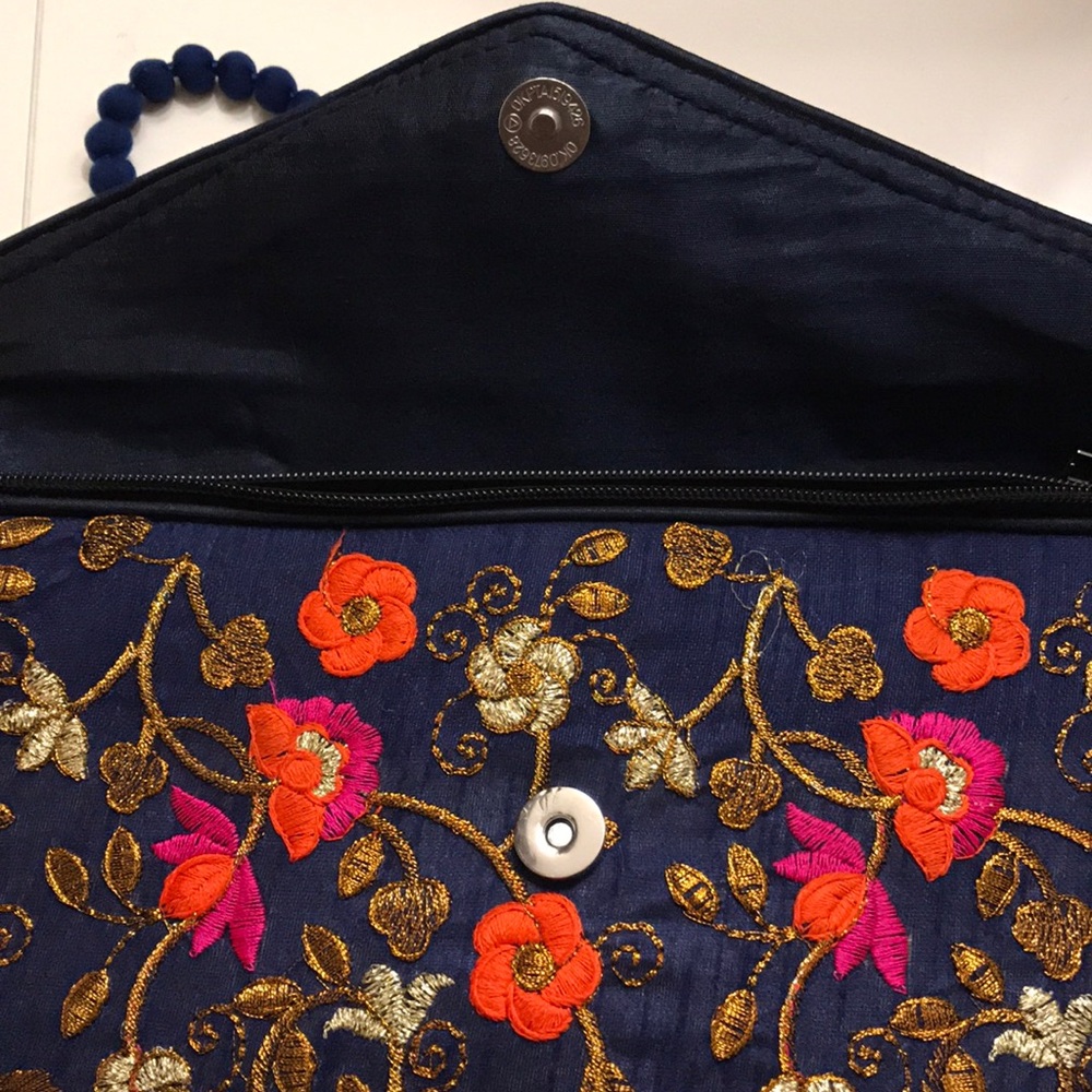 Handmade envelope clutch embroidered banjara bag - Picture 5 of 6